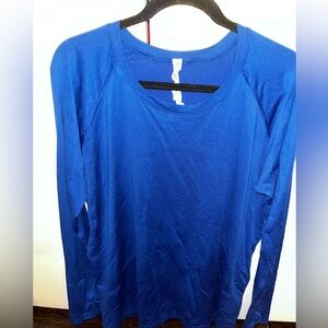 Lululemon Size 18 Swiftly Tech Long Sleeve Shirt 2.0 in Symphony Blue 💙🦋